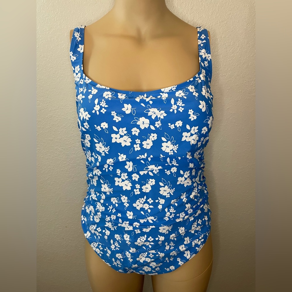 Anne Cole Square Neck Front Shirred One Piece NWT Size 22W